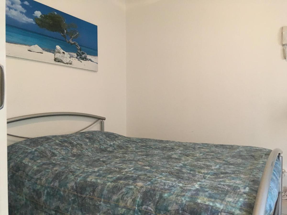 Chambre Du Verger Francheville  Luaran gambar